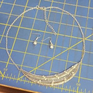 Feather Silver Tone Necklace 18" + 3" Extension & Earrings New